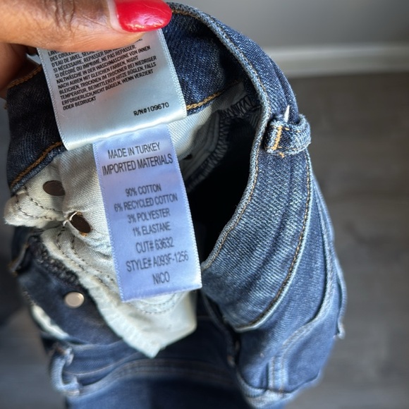 Agolde Nico High Rise Slim Denim Jeans in Fixation - Picture 11 of 13